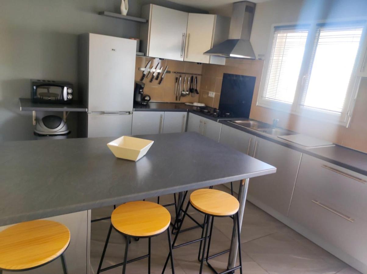 Joli appartement 6 couchages à 10mn de la Mer Theza Esterno foto